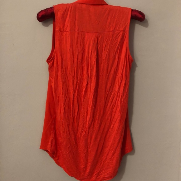 Collared Silky Tank - Picture 4 of 4